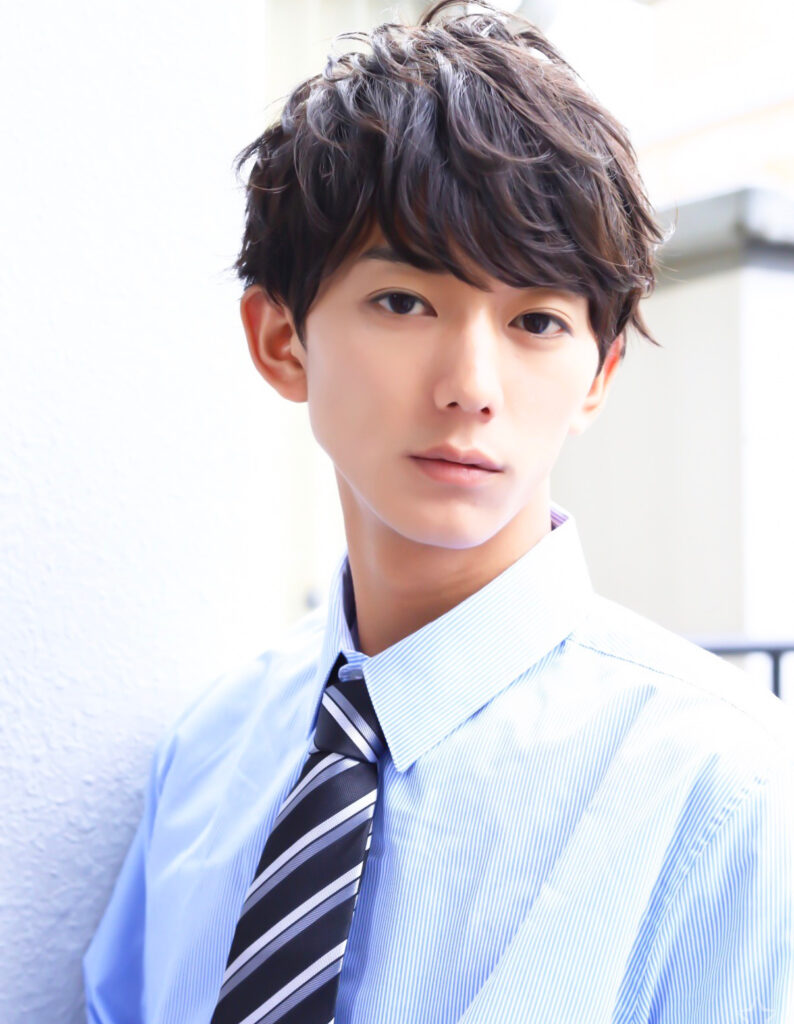 ３０代　メンズ　髪型　ビジネスヘア