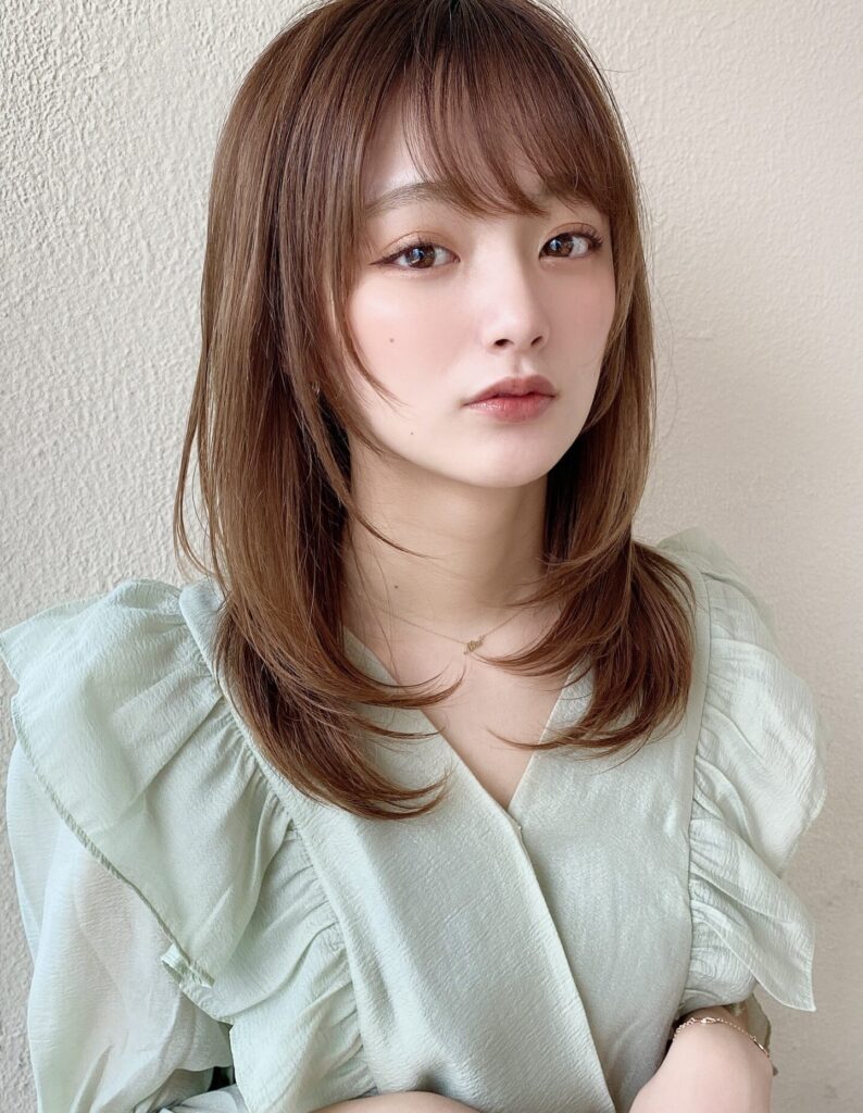 大人かわいいレイヤーミディアム