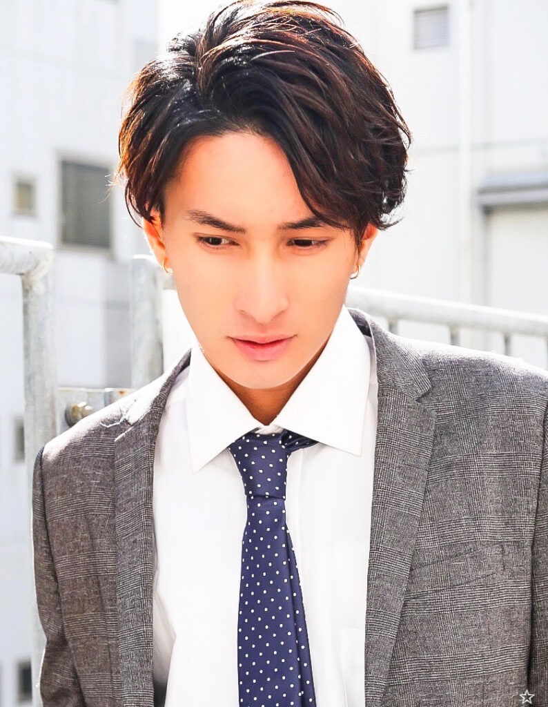 ３０代　メンズ　髪型　ビジネスヘア
