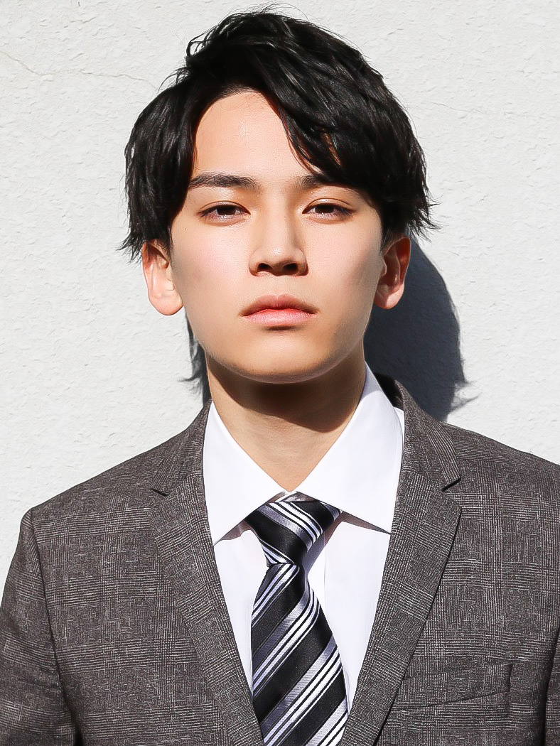 ３０代　メンズ　髪型　ビジネスヘア