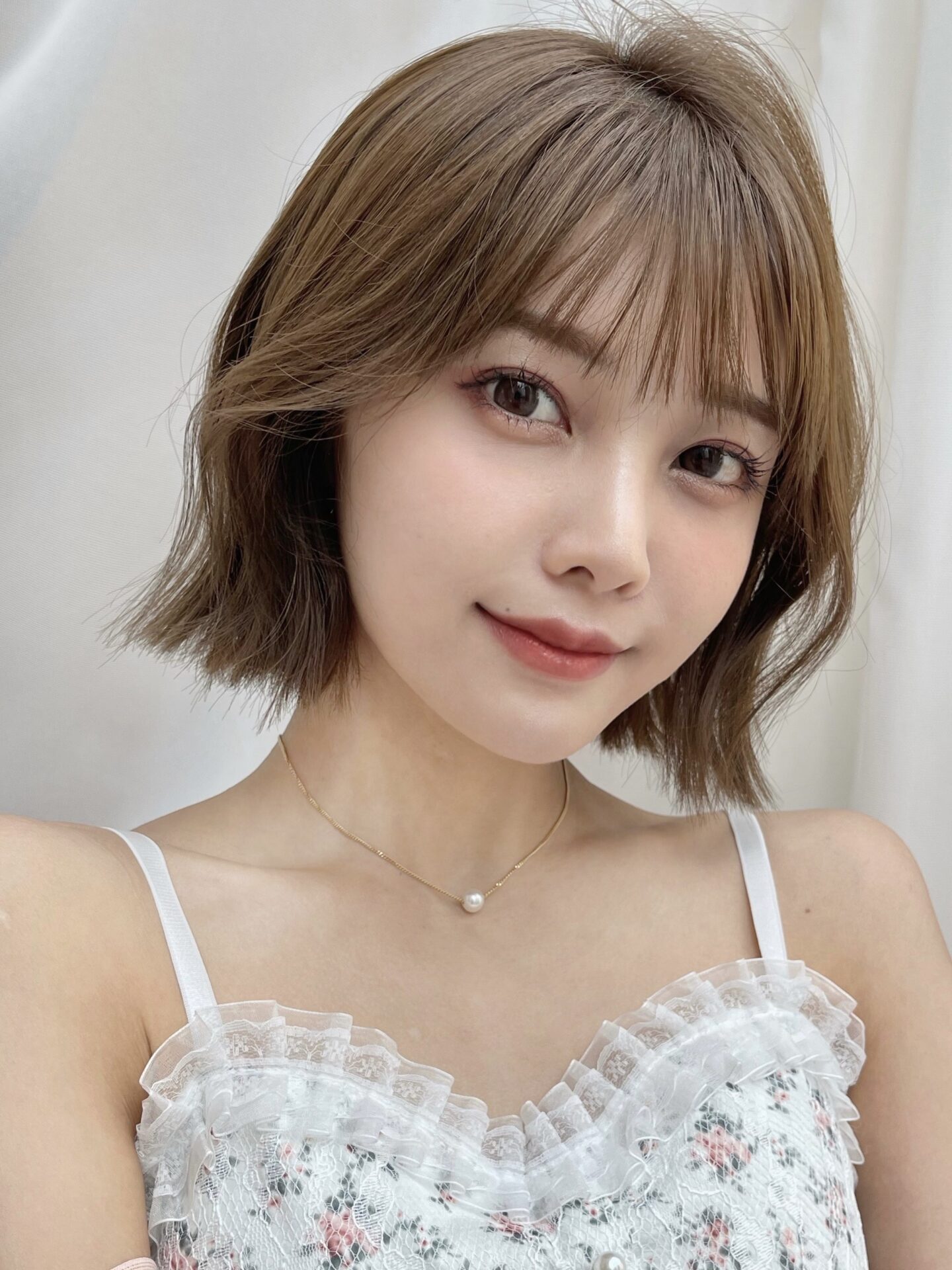 パツンボブの外ハネスタイル