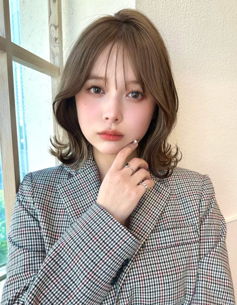 秋冬大人可愛い小顔前下がりボブシースルー前髪20代30代
