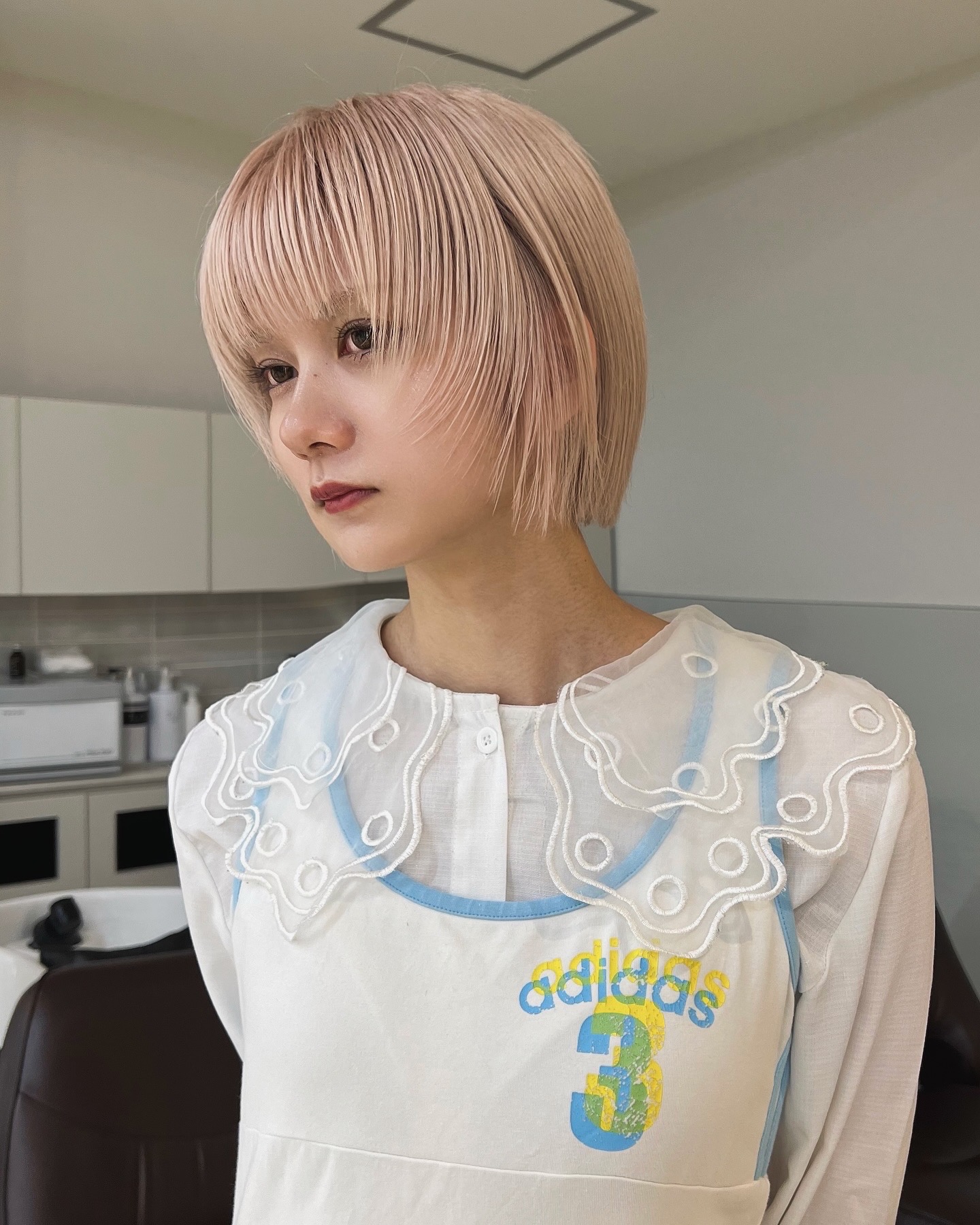 ブロンド　フェイスレイヤーボブ