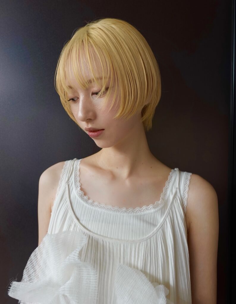 ブロンド　ショート