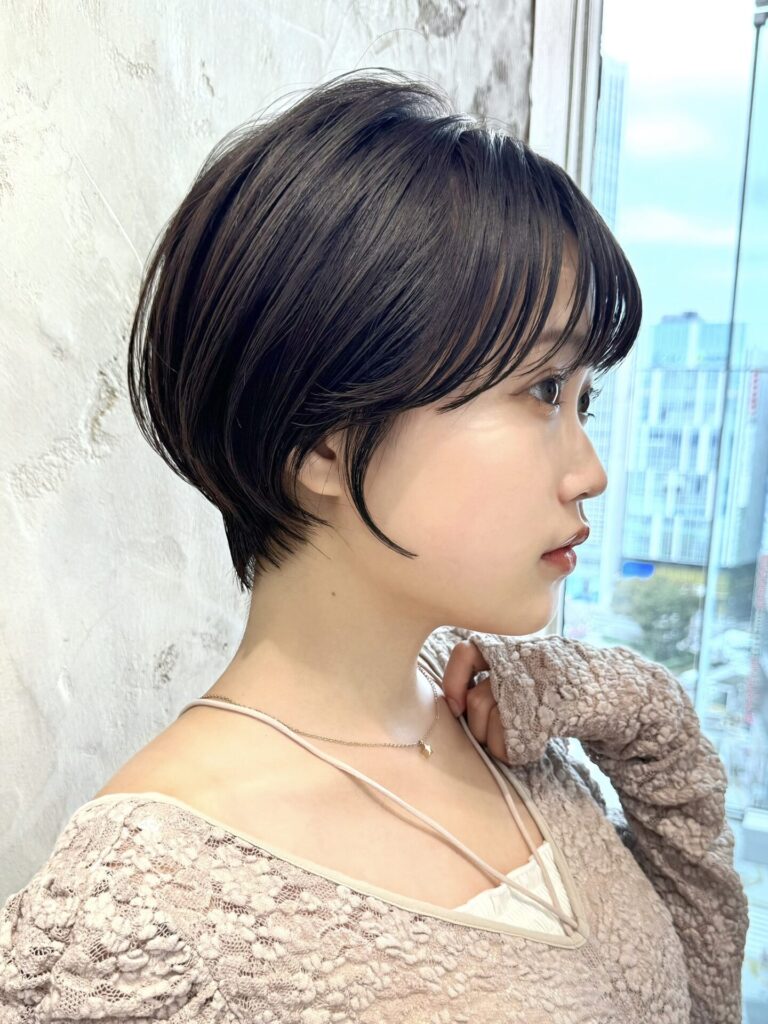横顔美人　小顔サイドバング