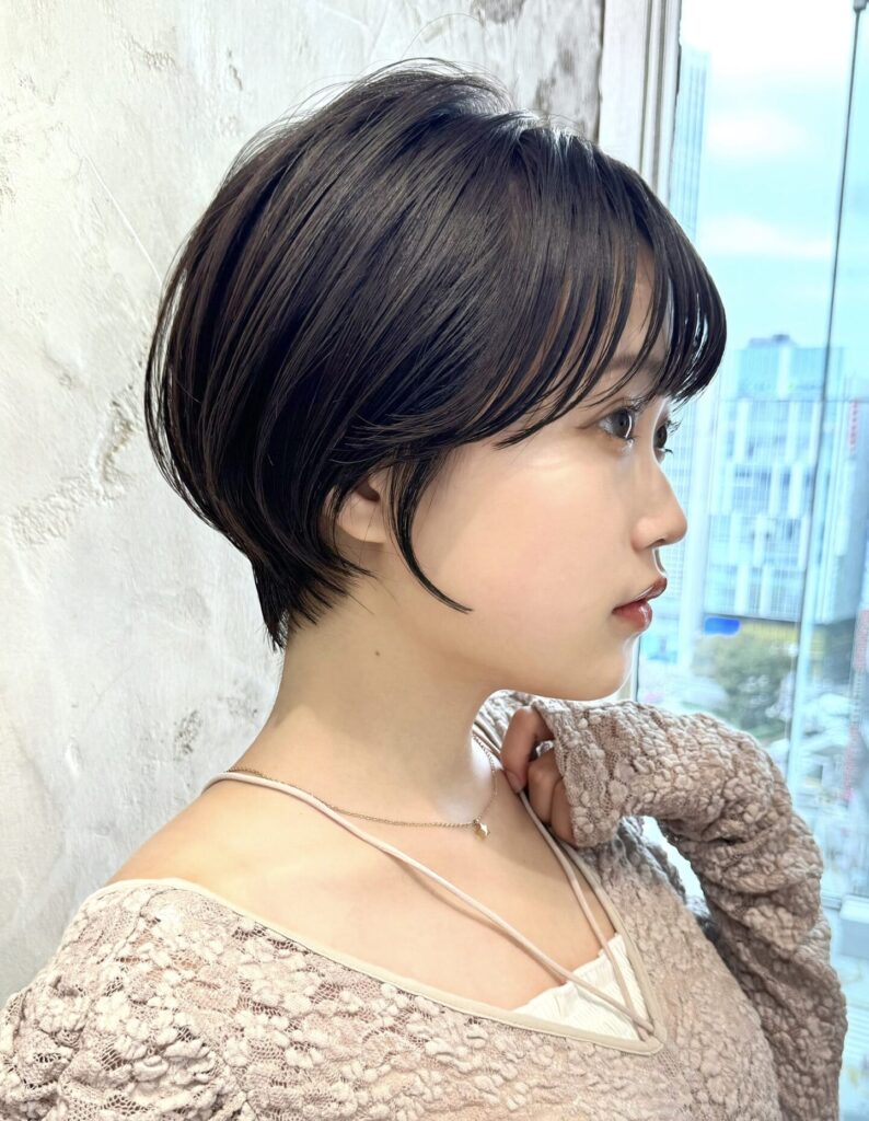 横顔美人　小顔サイドバング