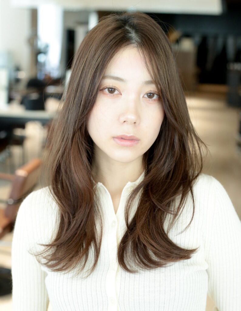 大人可愛いミディアムヘア