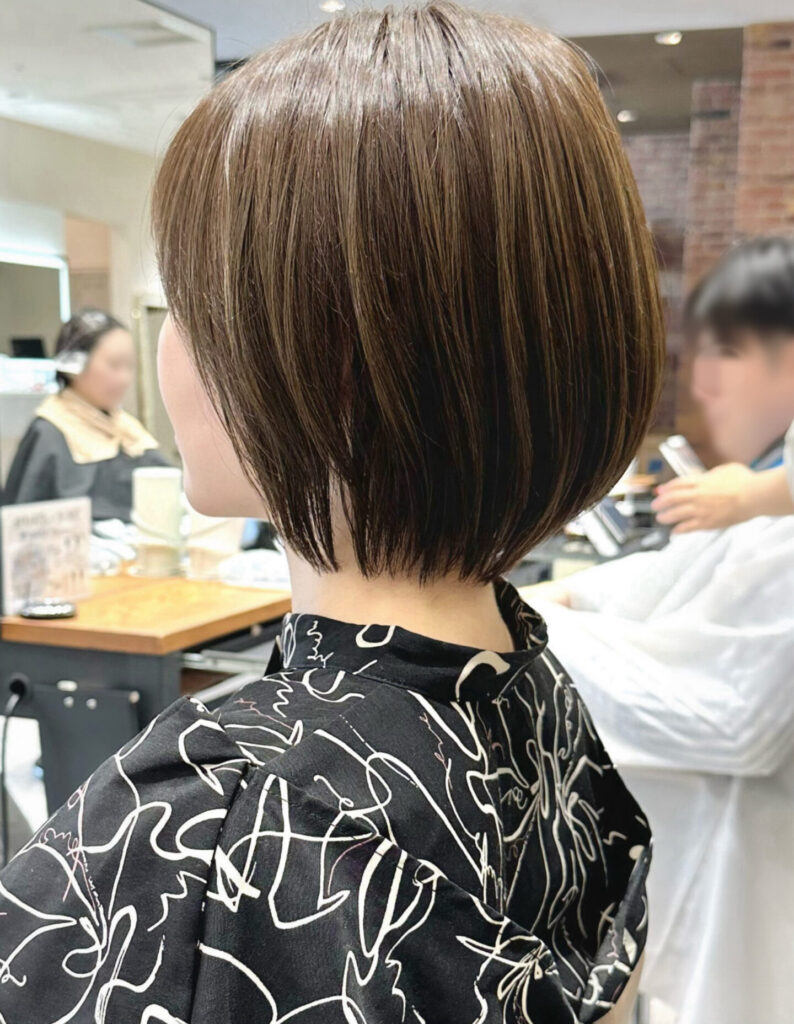 丸みショート 前下がり 似合わせカット ボブ 新宿 小顔 前上がり 30代 40代 50代
