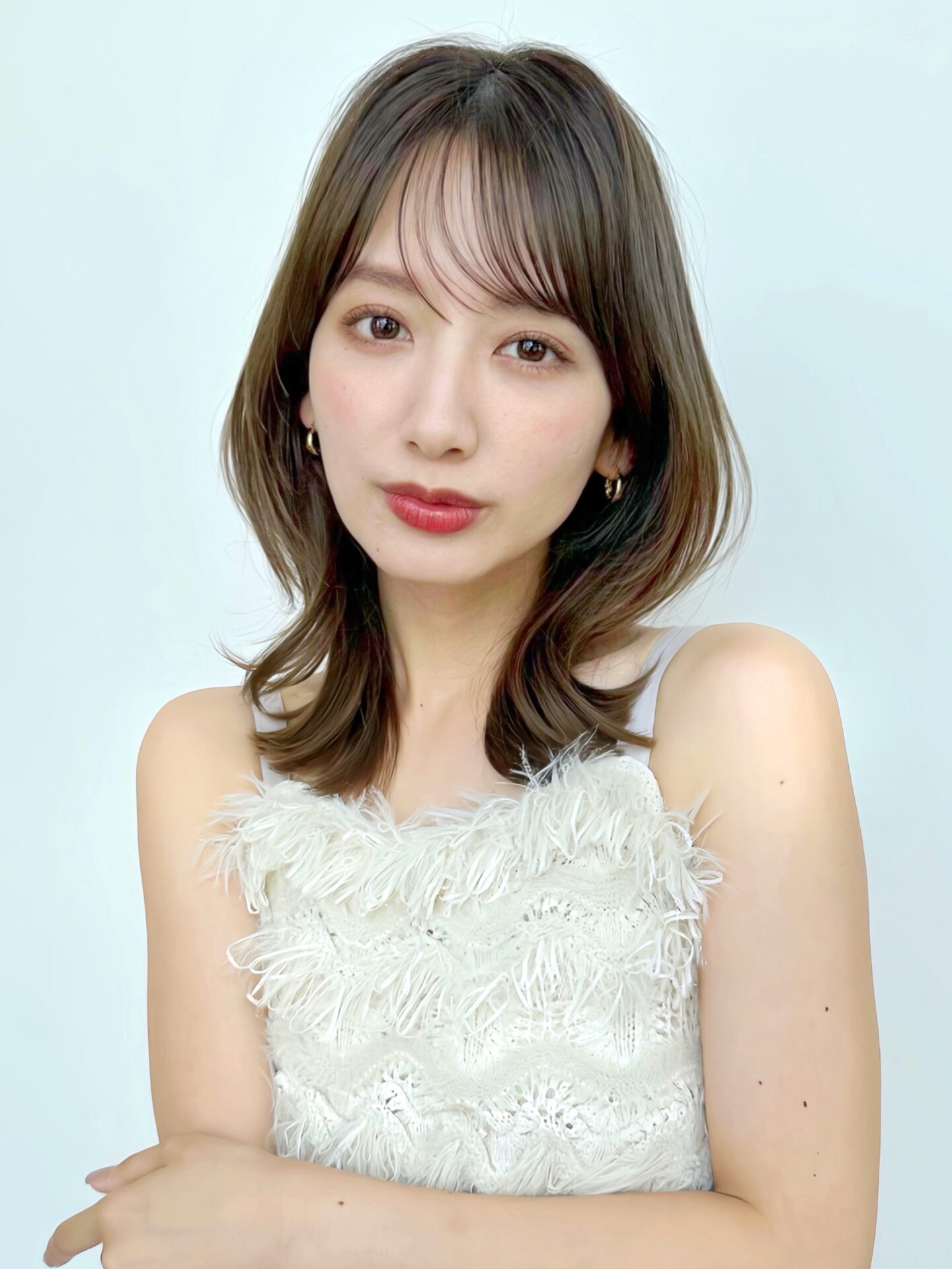 自然な動きと艶のあるくびれヘア/流れるお顔まわりカット