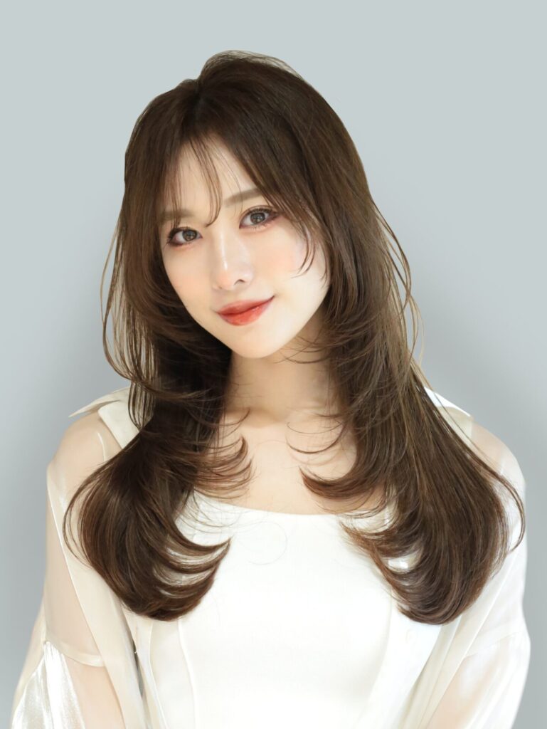 大人可愛いレイヤースタイル