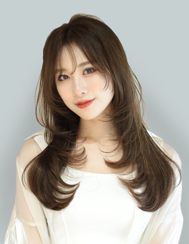 大人可愛いレイヤースタイル