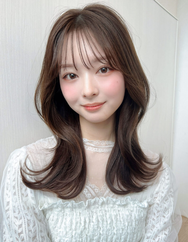 やわらかシースルーバングヘア
