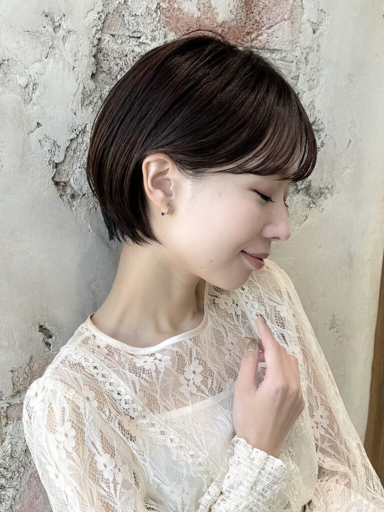 横顔美人　小顔サイドバング