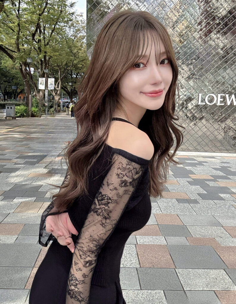 上品に可愛いく♡大人のくびれヘアスタイル✨