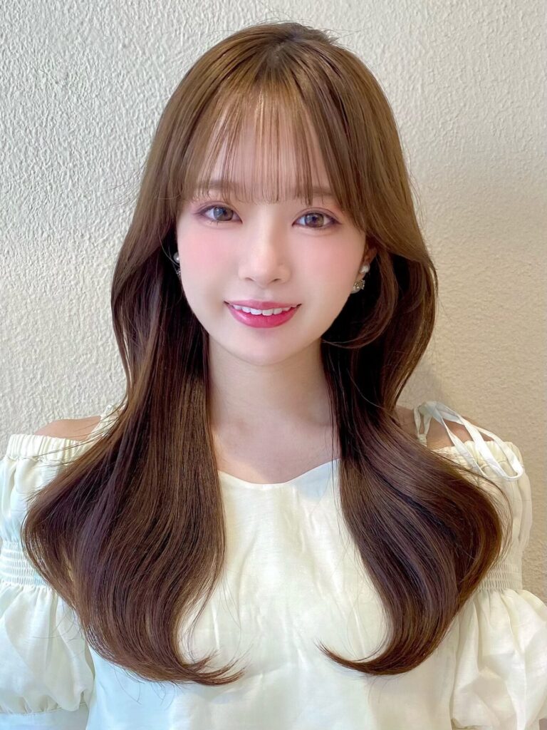 ナチュラルロング×透け前髪