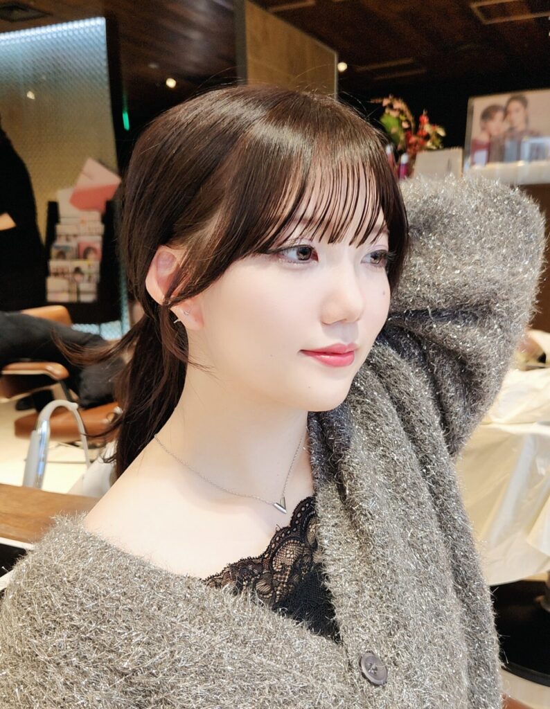 華奢見え顔周りカット
