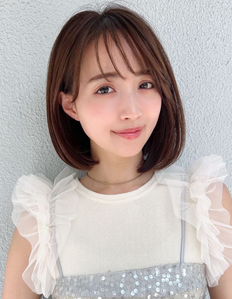 大人上品に仕上がる、ナチュラルワンレンボブ